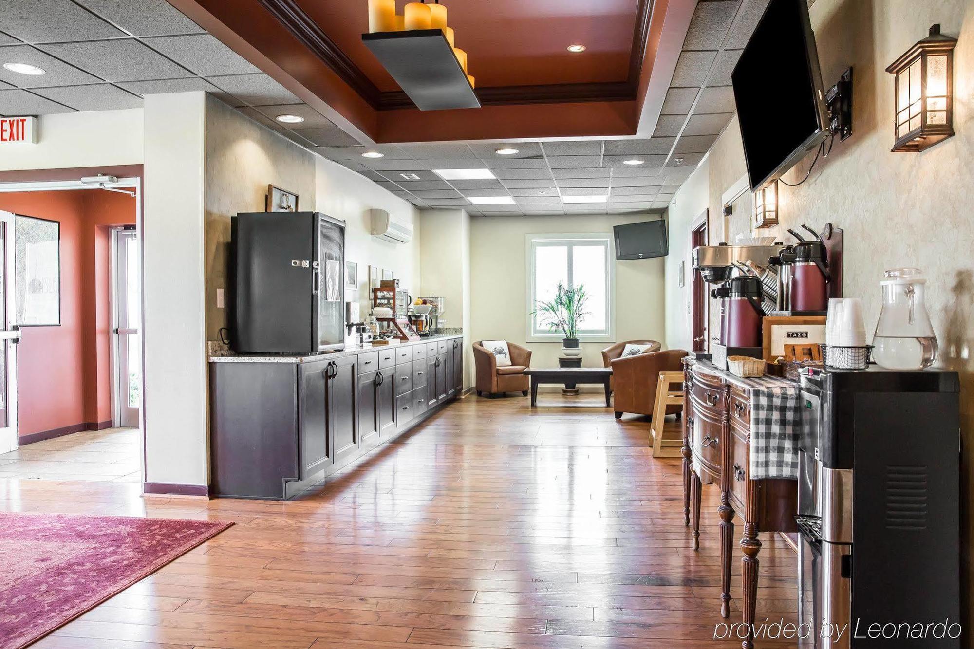 Island Inn & Suites, Ascend Hotel Collection Piney Point Extérieur photo